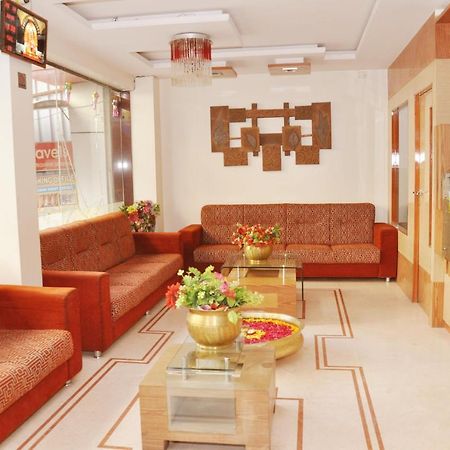Hotel Sai Suraj Park 舍地 外观 照片