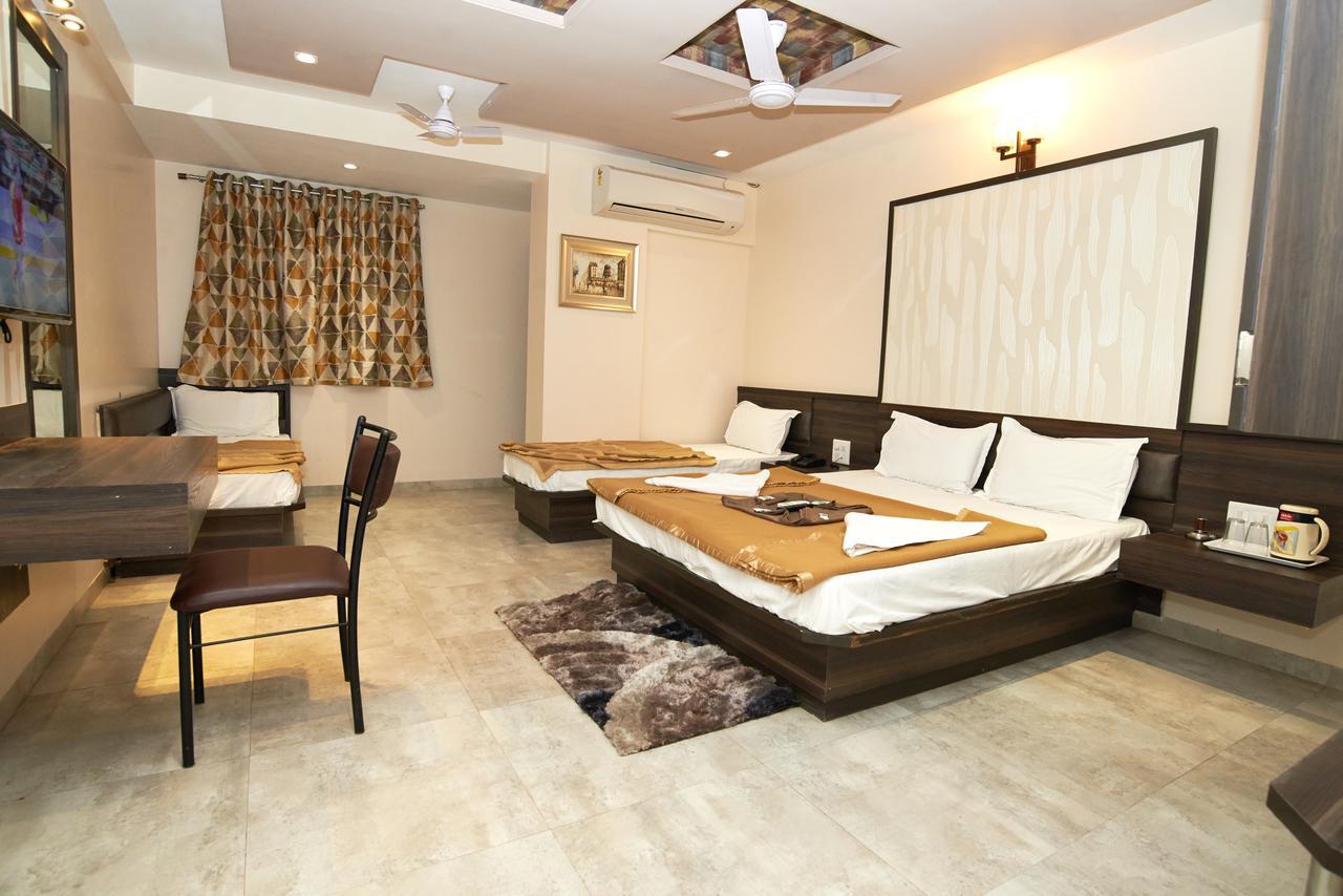 Hotel Sai Suraj Park 舍地 外观 照片