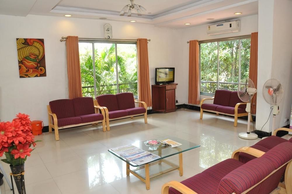 Hotel Sai Suraj Park 舍地 外观 照片